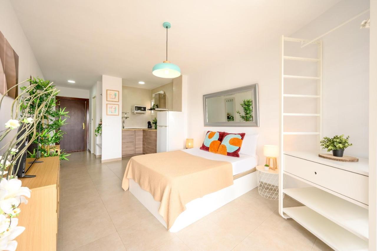 Апартаменти Sea Views - Fuengirola Sun By 10Tosea Екстер'єр фото